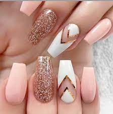 ¿estas buscando modelos de uñas diferentes , creativos, elegantes, joviales, o simplemente los que estan pues aquí te voy a a mostrar algunos de los modelos de uñas mas interesantes que puedes. Modelos Para Unas Home Facebook