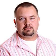 Derrick Pullen's Instagram, Twitter & Facebook