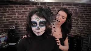 Kit de maquillage du jour des morts comprenant: Tuto Maquillage Le Masque Jour Des Morts Youtube