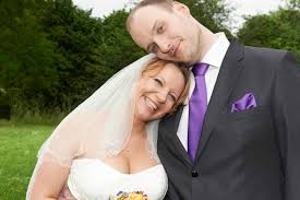 Acht singles legen ihre partnersuche in fremde hände und vertrauen auf ein wissenschaftliches matching. Hochzeit Auf Den Ersten Blick Wer Ist Noch Zusammen Brigitte De