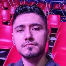 Anyone using Uber and paying cash watch your Uber account our driver put  that we didn't pay so we got dinged twice for our ride and yes we did tip  him!