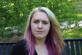 Emily Winger's Instagram, Twitter & Facebook