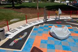 Fountain view recreation center 910 n. Wheaton Music Playground Mural Graham Projects