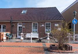 Sowohl beim bau des hauses als auch bei der ausstattung und einrichtung wurde auf natürliche und massive materialien erstklassiger qualität wert gelegt. Ferienwohnung Norderney Gunstigen Urlaub Auf Norderney Buchen