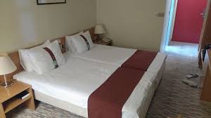 Bathrooms include bathtubs or showers, complimentary toiletries, and hair dryers. Holiday Inn Budaors Picture Of Holiday Inn Budapest Budaors Tripadvisor