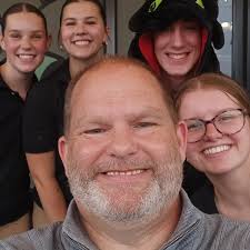 Can you add my daughter to team photo?