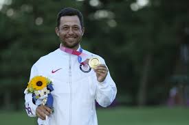Xander schauffele, the winner, strayed into trouble on the 14th hole. Vjbfm6mtuw7wam