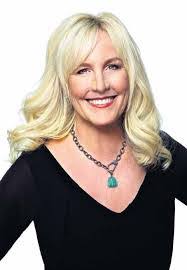 Doreen Mcclain's Instagram, Twitter & Facebook