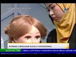* program yang diwarnakan hijau adalah merupakan program yang diiktiraf oleh badan profesional bidang berkaitan seperti lembaga jurutera malaysia, majlis optik malaysia, lembaga jururawat malaysia dan sebagainya. Spm 2017 Potensi Graduan Kolej Vokasional 17 Jul 2017 Youtube