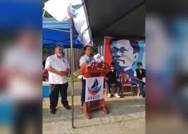 Datuk mohamaddin bin ketapi (born 3 june 1957) is a malaysian politician who served as the minister of tourism, arts and culture in the pakatan harapan (ph) administration under former prime minister mahathir mohamad from july 2018 to the collapse of the ph administration in february 2020. Former Minister Claims Security Forces Fighting In 2013 Sabah Incursion Was Just A Play