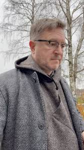 🎙️ Brace yourselves this week as we welcome Neil Christopher, the  enigmatic force behind ARN Mercantile and a sought-after figure in the  clothing industry. Join us as we unravel Neil's unconventional career