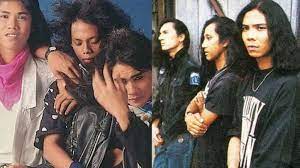 Seperti diketahui bahwa musik malaysia banyak beraliran slow rock, kebanyakan adalah lagu. 5 Kumpulan Rock Melayu Paling Berpengaruh Di Malaysia Soya Lemon