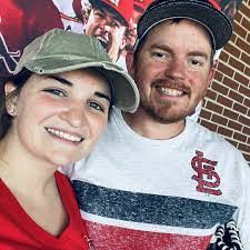 Renee Nutter's Instagram, Twitter & Facebook