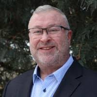 Daniel Moe's Instagram, Twitter & Facebook