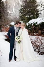 25 Unique Ideas For A Winter Wedding Winter Wedding Cape Winter Wedding Photos Snow Wedding