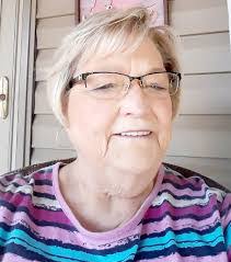 Dee Workman's Instagram, Twitter & Facebook