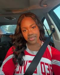 Tamara Harmon's Instagram, Twitter & Facebook