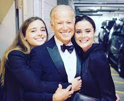 Joe biden is the 46th and current president of the united states of america. Who Are Joe Biden S Grandchildren Biden S Seven Grandkids