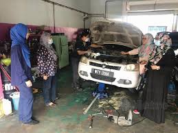 Check spelling or type a new query. Bengkel Servis Merah Jambu