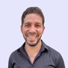 I am excited to announce that I will be the Director of Guest Experience at  the Buffalo Museum of Science starting in February, just in time for all  things engineering.