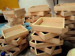 Apa saja keunggulan kotak hantaran berbahan akrilik. Kotak Hantaran Kayu Twitterren Ingin Klaenan Dlm Gubahan Gubahan Kotak Kayu Pine Https T Co Ma2uhzgitg