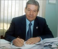 El defensor del pueblo, tarek william saab, pidió hoy a la justicia investigar y sancionar los delitos cometidos en el marco del llamado a golpe militar, poco después de que una sentencia del tribunal supremo de justicia (tsj) le diera acceso a algunas atribuciones de la fiscalía. Miguel Godoy Servin Moopio Com