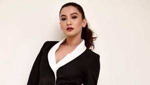 From wikimedia commons, the free media repository. Fwice Issues Non Cooperative Directive Against Gauahar Khan For Flouting Covid 19 Guidelines Zee5 News