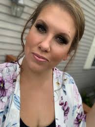 Carissa Bell- Freelance Makeup Artist