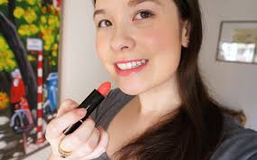 mac luck be a lady swatch