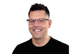 Justin Nowicki's Instagram, Twitter & Facebook