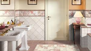 كيف جميل لوضع البلاط في الصورة الحمام