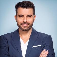 Antonio Santana's Instagram, Twitter & Facebook