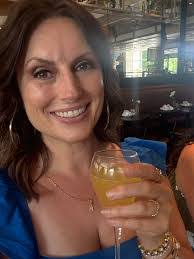 Margo Cramer's Instagram, Twitter & Facebook