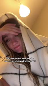 Bershka Kürk Kapüşonlu Mont Erkek