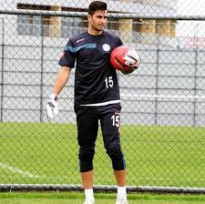 Türkiye alt yaş millî takımlarında da görev yapmaktadır. Gokhan Akkan Kimdir Aslen Nereli Kac Yasinda Boyu Kilosu Oynadigi Takimlar Gokhanakkan Kaleci Futbolcu Kaleci Futbolcular Spor