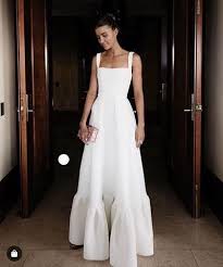 Elegant White Satin Wedding Dress Straps Bateau Neck Floor Length Simple High Quality Bride G White Dress Party Elegant Dresses For Women Satin Evening Dresses