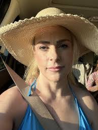 Celia Olson's Instagram, Twitter & Facebook