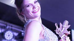 EL COTILLEO DE LA PERDOMO