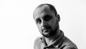 Dans l'envers du décor»: Gaspard Philippe, désigner multimédia en  production théâtrale