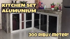 Dapur yang minimalis sudah menjadi tren di saat sekarang ini, dapur jadul dengan material lama sudah mulai di tinggalkan. Kitchen Set Alumunium Minimalis 300 Ribu Per Meter Youtube