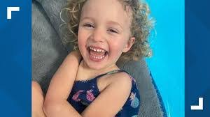 Ashley Rutland's Instagram, Twitter & Facebook