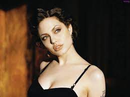 We have a massive amount of hd images that will make your computer or. Angelina Jolie Wallpaper Hd Imagens Pics Papeis De Parede Hd Blog Angelina Jolie Photos Angelina Jolie Lips Angelina Jolie Style