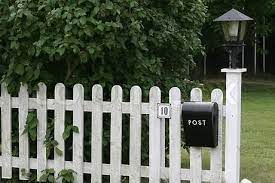 Farm fence diy fence backyard fences garden fencing fenced in yard bamboo fencing pallet rustic mailboxes unique mailboxes vintage mailbox diy mailbox rural mailbox ideas wooden. Mailbox Fence Front Yard Fence Ideas Curb Appeal Fence Design Modern Fence Design