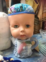 Cushion hooked by an anonymous member