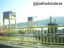 Un numar de 20 de persoane au organizat duminica un protest spontan in vama portile de fier i, actiunea acestora fiind generata de faptul ca vamesii nu le permit sa introduca in tara produse alimentare si tigari decat o singura data la sapte zile. Balciul La Sarbi Impresii DescoperÄ Kladovo Kladovo Amfostacolo