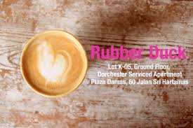 Rubber duck can be given as a gift to other characters. Rubber Duck Plaza Damas Yukiko Tan