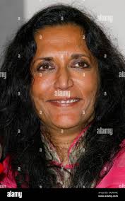 Director deepa mehta hi-res stock photography and images
