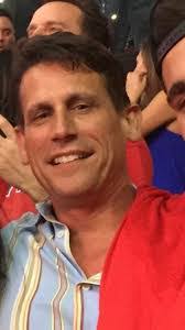 Danna Porter's Instagram, Twitter & Facebook