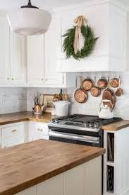 Vicki bodine example of a large country medium tone wood floor kitchen design in new york with a farmhouse sink, beaded inset cabinets. 900 Vintage Kitchens Ideas In 2021 Kitchen Inspirations Farmhouse Kitchen Classic Farmhouse Kitchen