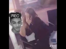 اسألة محرجه مع المودل رينه ! ÙØ¶ÙŠØ­Ø© Ø¯Ø§ÙŠÙ„Ø± ÙˆØ´ÙˆÙ‚ Ù…Ø­Ù…Ø¯ Youtube